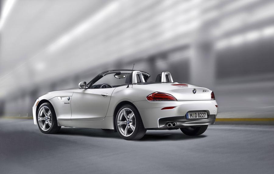  BMW Z4 2010 года  (фото 4 из 6)
